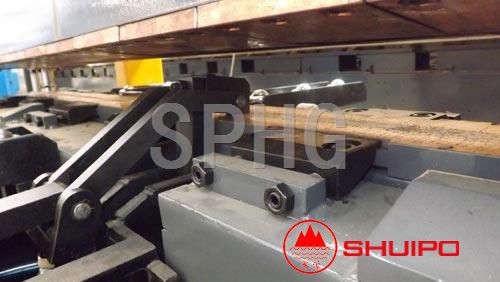 平板機(jī)焊接對中裝置 平板機(jī)焊接對中裝置