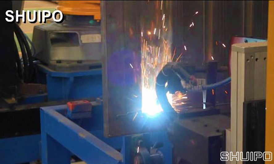 4.瓦楞板自動焊接機(jī) 4.瓦楞板自動焊接機(jī)