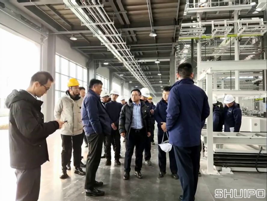 中聯重科總公司到重慶視察水泊生產線18 中聯重科總公司到重慶視察水泊生產線18